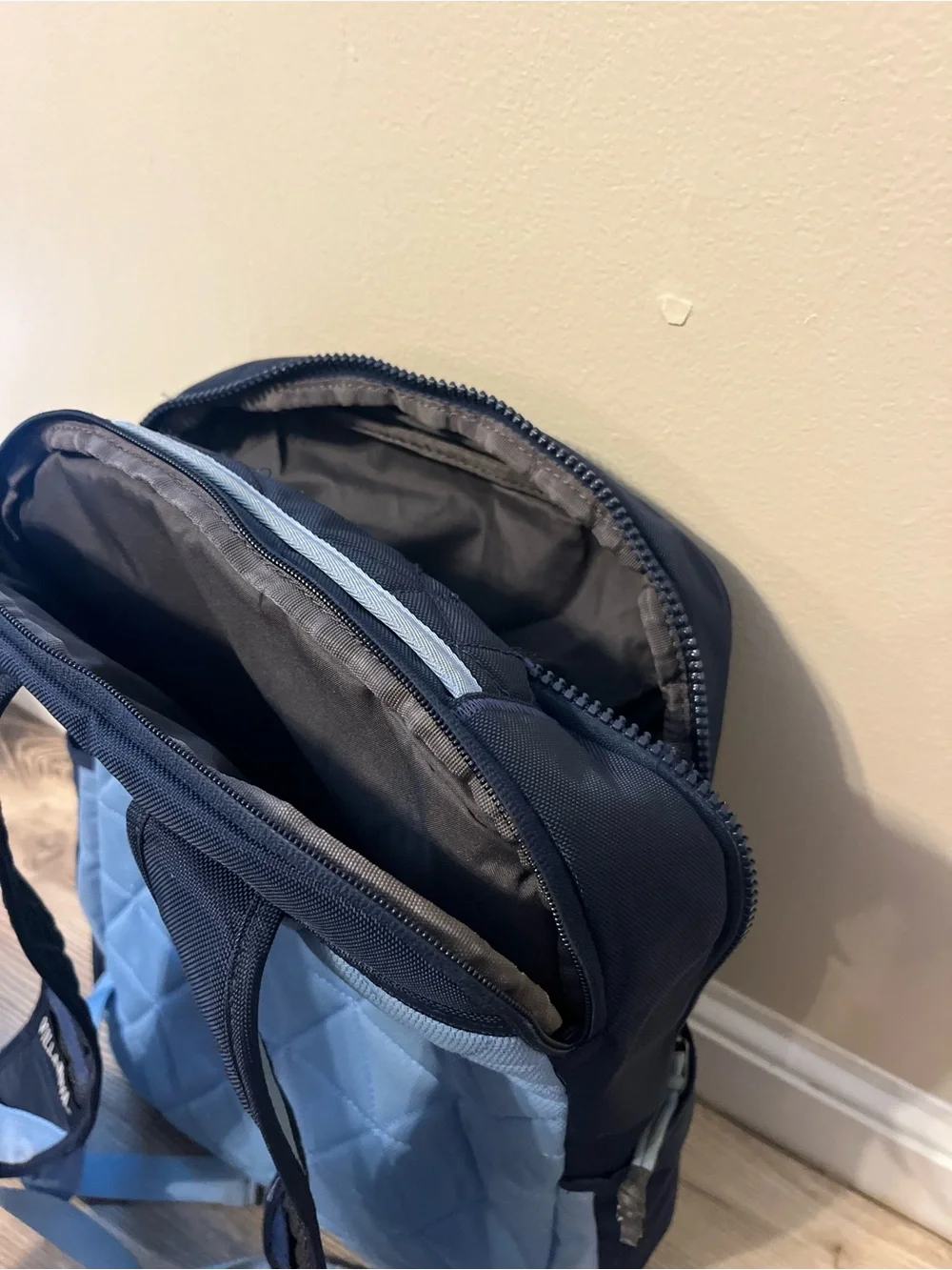 NIKE Villanova backpack / bookbag